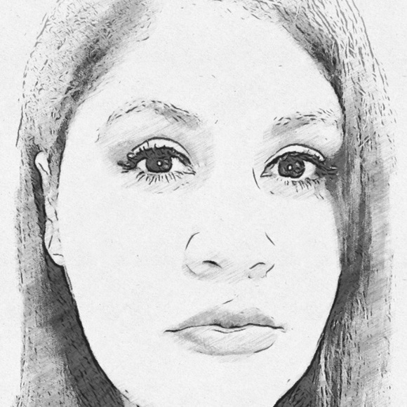 Meet your Posher, Ada - Picture 2 of 3